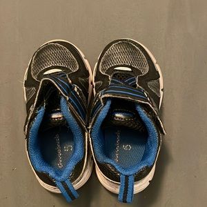 Size 5 Velcro Sneakers